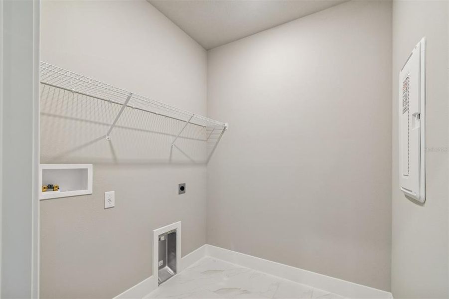 Spacious, unfurnished interior of a new home in North River Ranch – Townhomes, Parrish (Image 36).