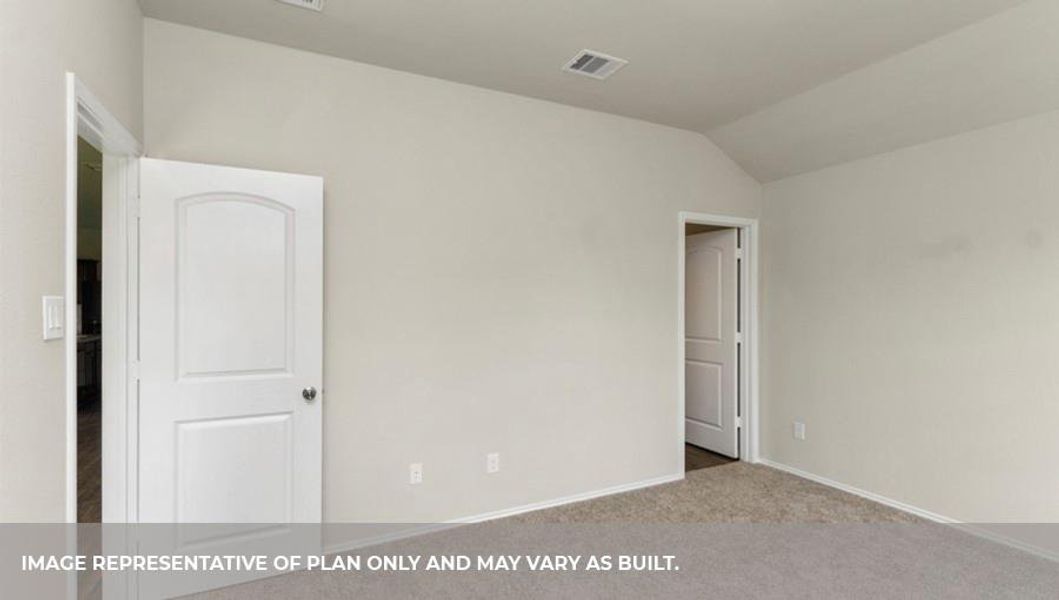 Spacious, unfurnished interior of a new home in Lake Conroe Cove, Willis (Image 9). Spacious, unfurnished interior of a new home in Lake Conroe Cove, Willis (Image 9).