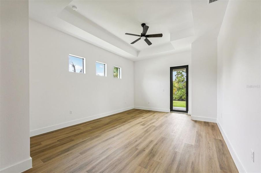 Spacious, unfurnished interior of a new home in , North Port (Image 36).