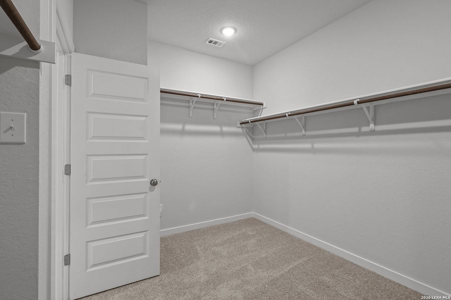 Spacious, unfurnished interior of a new home in Garden Grove, San Antonio (Image 20). Spacious, unfurnished interior of a new home in Garden Grove, San Antonio (Image 20).