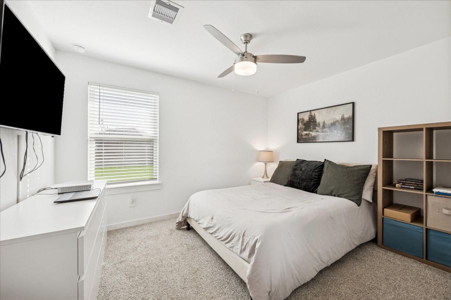 Furnished interior view inside a new home in Tamarron, Fulshear (Image 17). Furnished interior view inside a new home in Tamarron, Fulshear (Image 17).