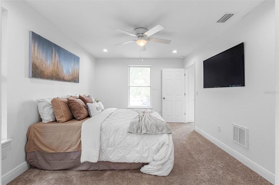 Furnished interior view inside a new home in , Tampa (Image 19).