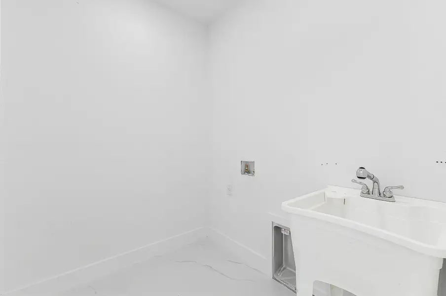 13-web-or-mls-IMG_4850 13-web-or-mls-IMG_4850