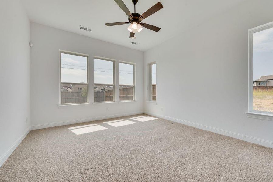 Spacious, unfurnished interior of a new home in Dominion of Pleasant Valley, Wylie (Image 13). Spacious, unfurnished interior of a new home in Dominion of Pleasant Valley, Wylie (Image 13).