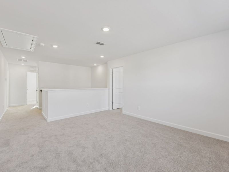 Spacious, unfurnished interior of a new home in Nelson's Creek, Mocksville (Image 13). Spacious, unfurnished interior of a new home in Nelson's Creek, Mocksville (Image 13).
