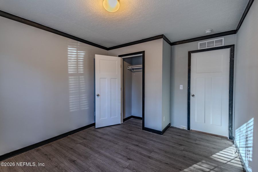 Spacious, unfurnished interior of a new home in , Callahan (Image 14).