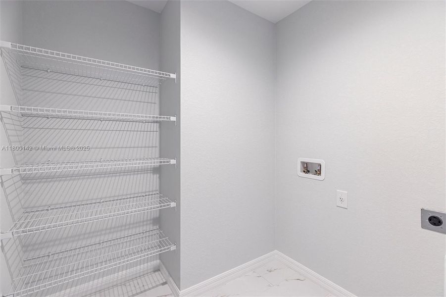 Furnished interior view inside a new home in , Lehigh Acres (Image 7).