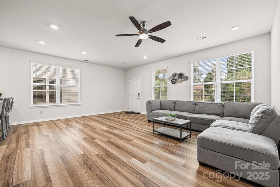 Image 28 of a home in . Image 28 of a home in .