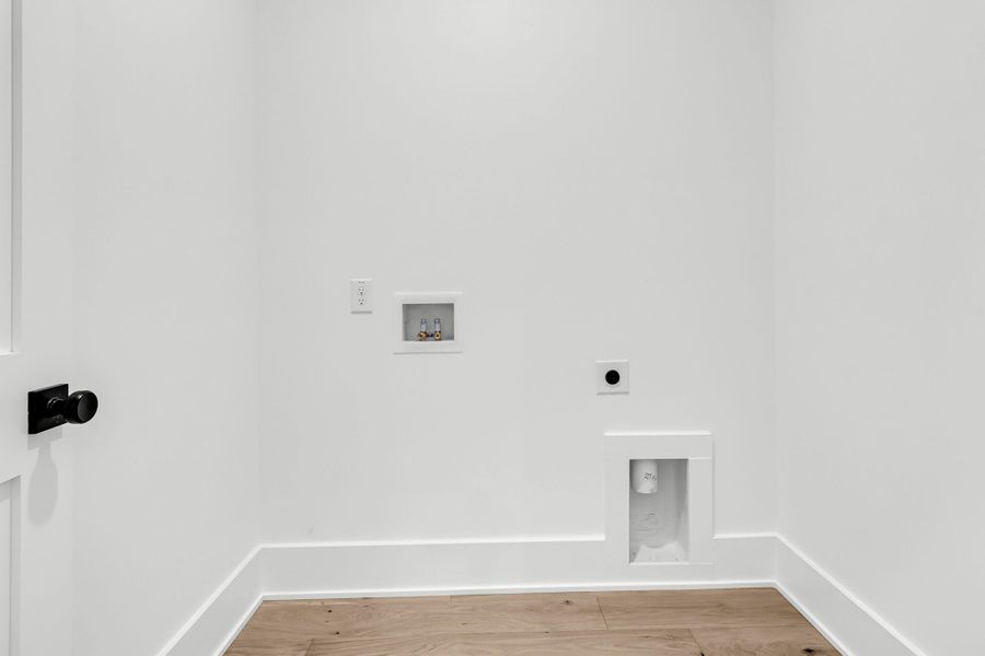 Spacious, unfurnished interior of a new home in , Charleston (Image 48). Spacious, unfurnished interior of a new home in , Charleston (Image 48).