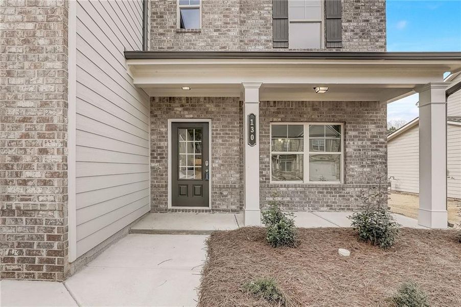 Exterior details and patio area of a home in Summerlin, Winder (Image 27).