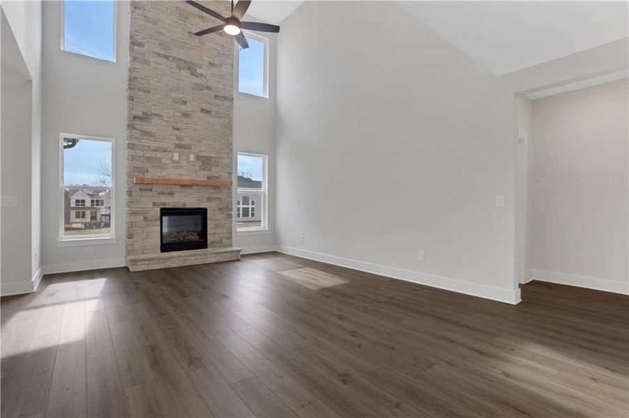 Spacious, unfurnished interior of a new home in Twin Lakes, Hoschton (Image 37).