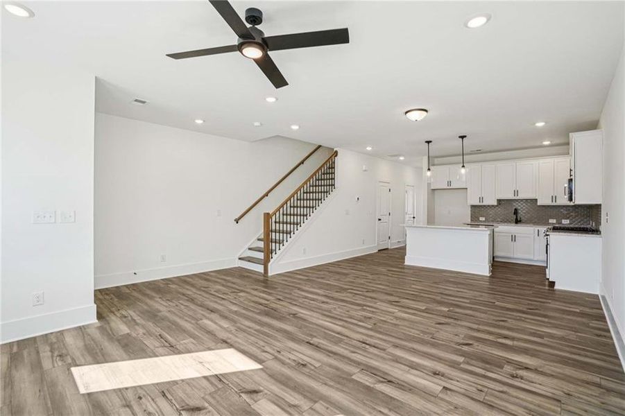 Spacious, unfurnished interior of a new home in Park Vue, Atlanta (Image 13).