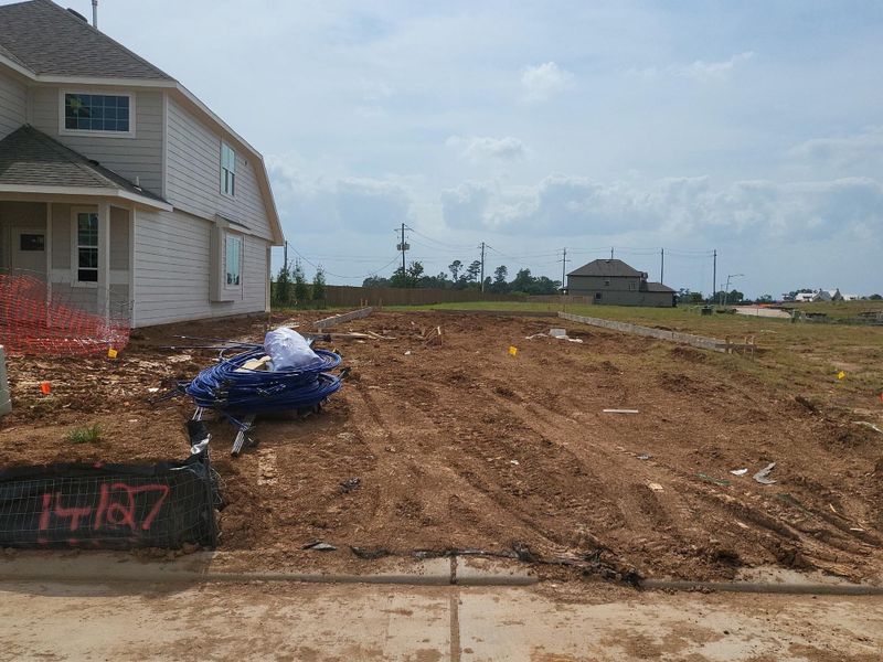 Site preparation for new homesites in Ridgeland Hills, Willis (Image 26).