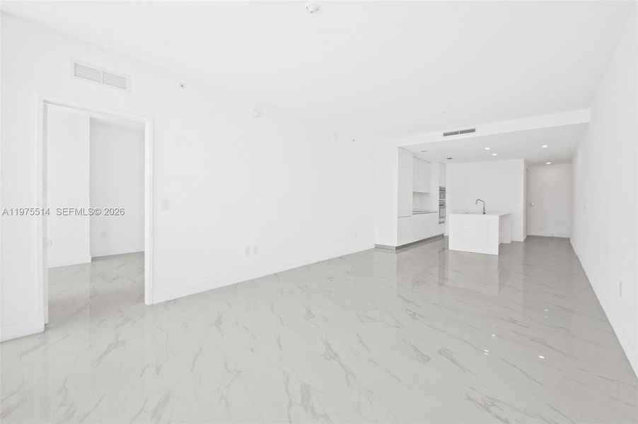 Spacious, unfurnished interior of a new home in , Miami (Image 20).