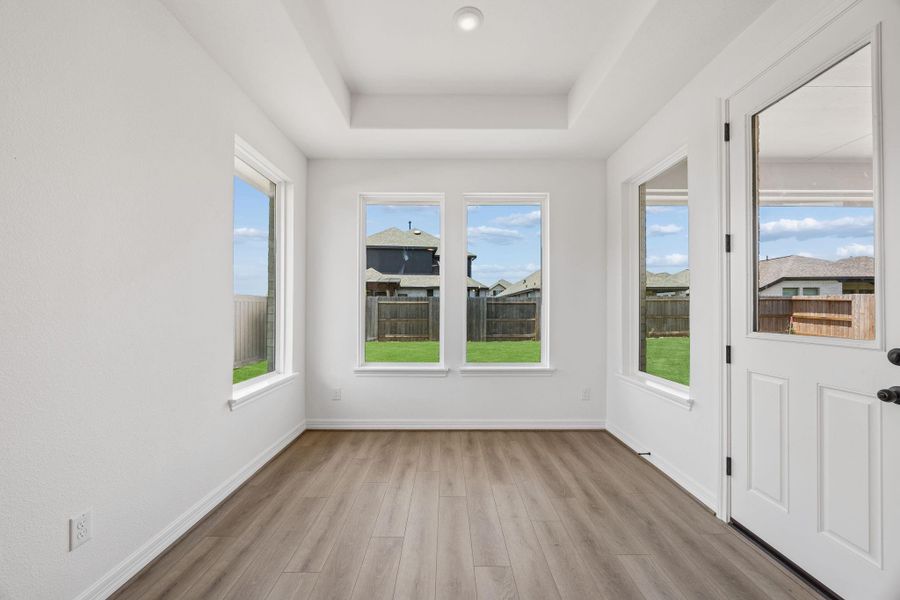 Spacious, unfurnished interior of a new home in Brookewater, Rosenberg (Image 25).