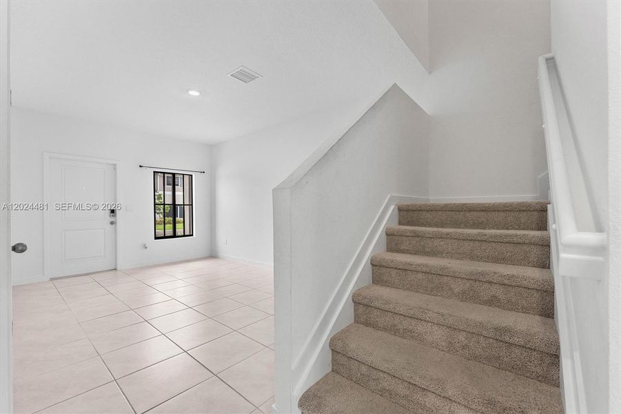Spacious, unfurnished interior of a new home in , Lake Worth (Image 25). Spacious, unfurnished interior of a new home in , Lake Worth (Image 25).