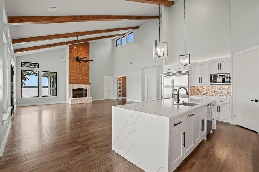 Furnished interior view inside a new home in , Caney City (Image 17).