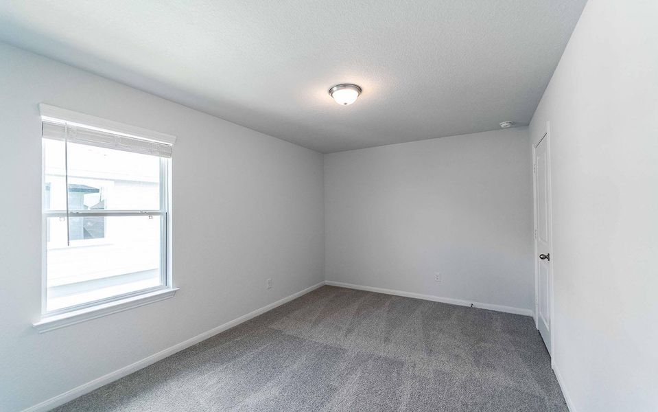 Spacious, unfurnished interior of a new home in Swenson Heights, Seguin (Image 12).
