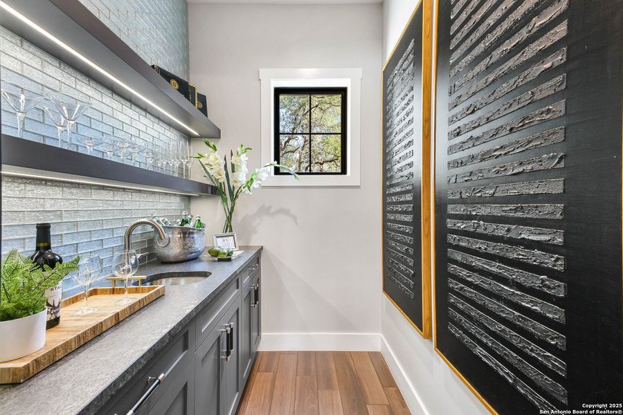 Furnished interior view inside a new home in , Fredericksburg (Image 4). Furnished interior view inside a new home in , Fredericksburg (Image 4).