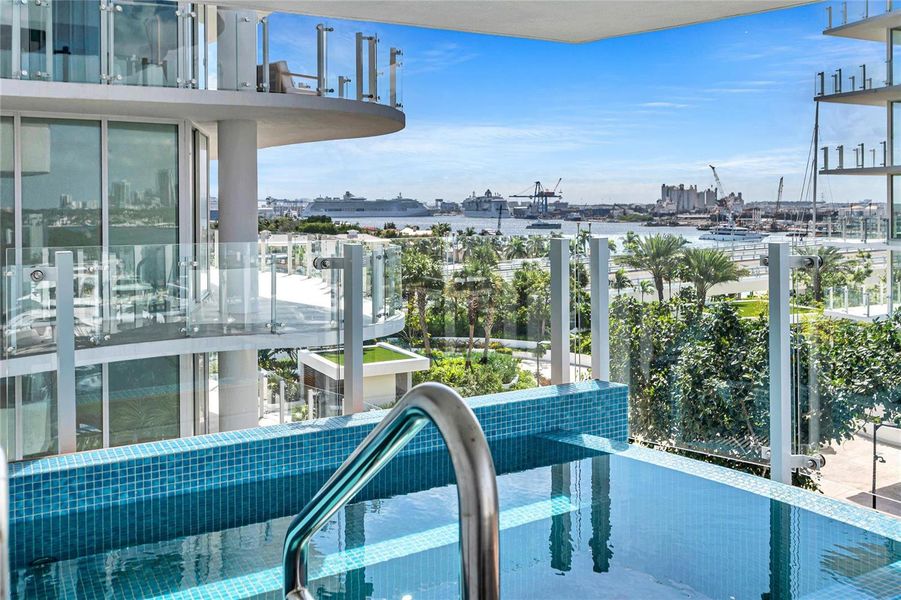 plunge pool plunge pool