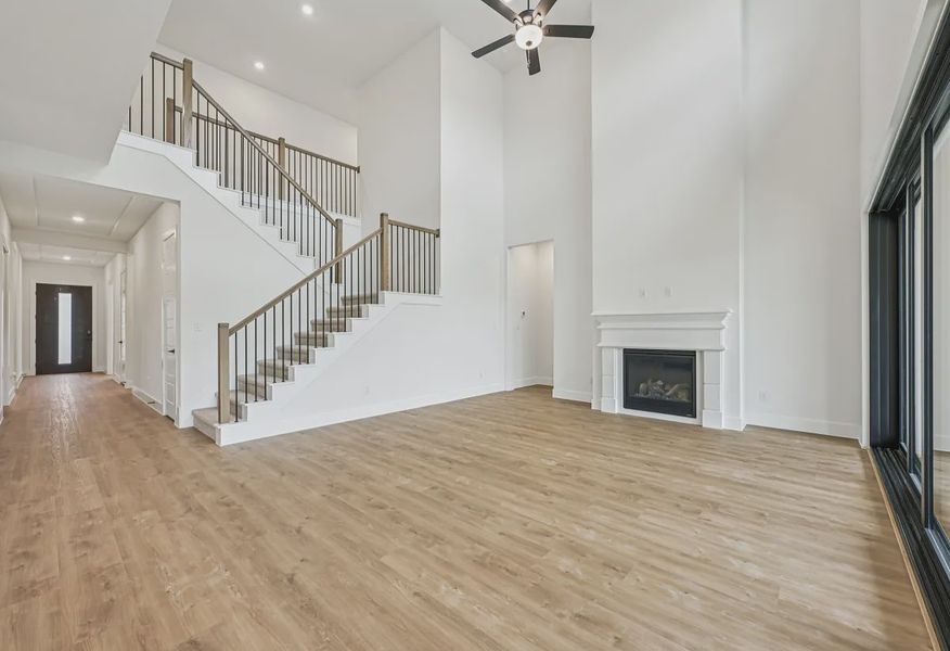 Plan 5072 Great Room - 8 of 26