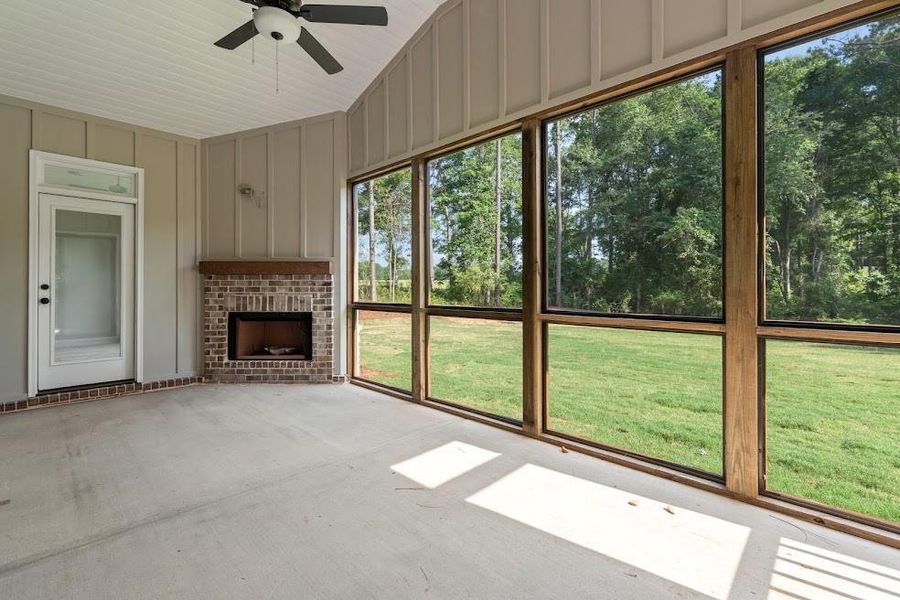 Exterior details and patio area of a home in , Carrollton (Image 29).