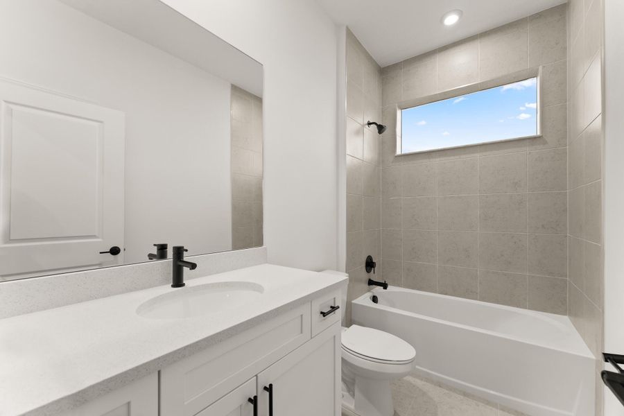 US_SEF_GLORIOSA_LOT 86_bath 2