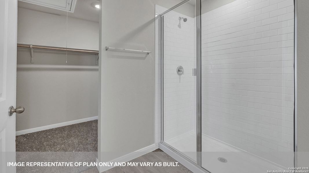 Spacious, unfurnished interior of a new home in Whisper South, San Marcos (Image 12).