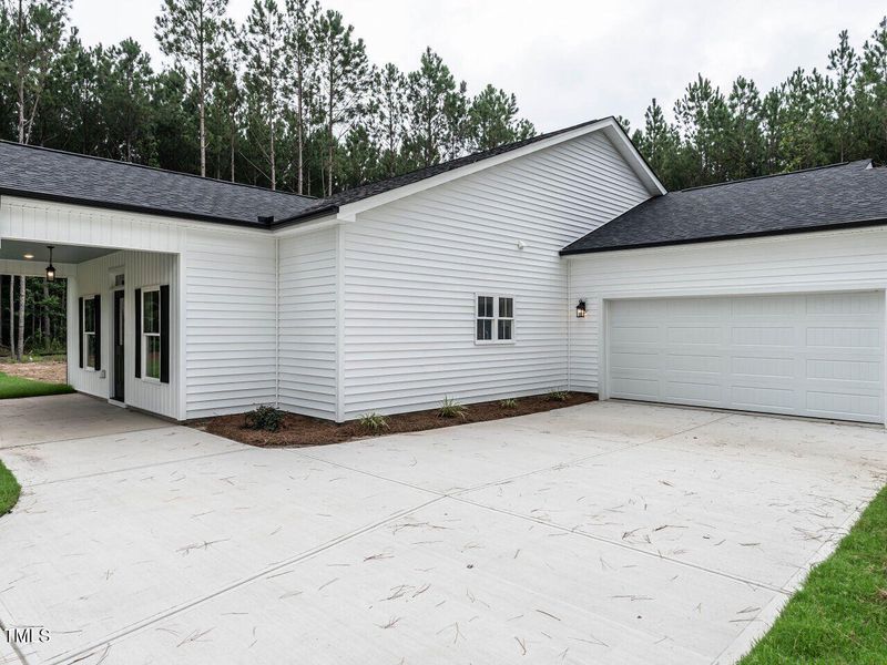 030-1280x960-garage 030-1280x960-garage