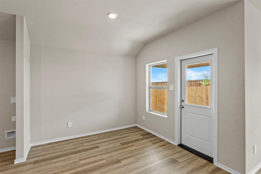 Spacious, unfurnished interior of a new home in Sunnycreek, Crowley (Image 22).