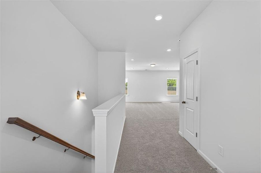 Spacious, unfurnished interior of a new home in Evergreen at Lakeside, Temple (Image 22).