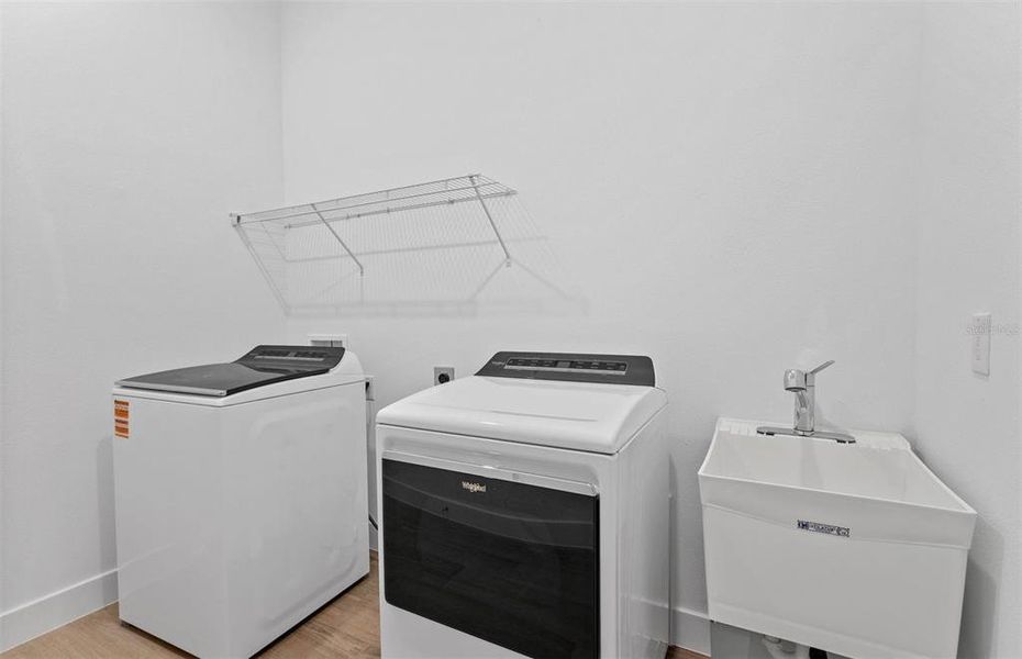 Close-up of interior finishes inside a home in Two Rivers, Zephyrhills (Image 18).