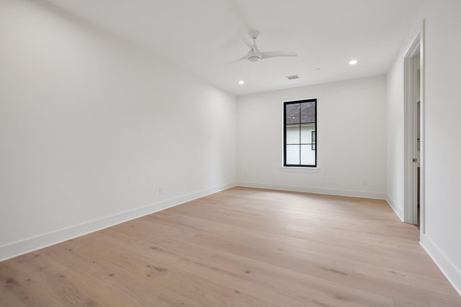 Spacious, unfurnished interior of a new home in , Houston (Image 24). Spacious, unfurnished interior of a new home in , Houston (Image 24).