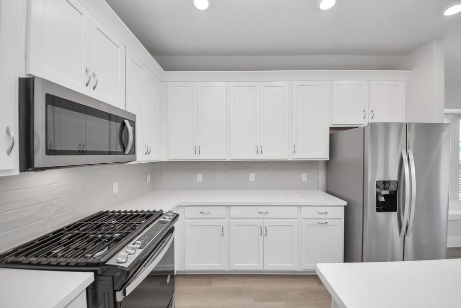 Furnished interior view inside a new home in Sunrise Cove: Landmark Collection, Texas City (Image 5).