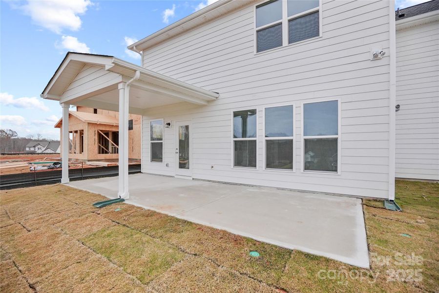 Exterior details and patio area of a home in Forest Creek, Waxhaw (Image 7).