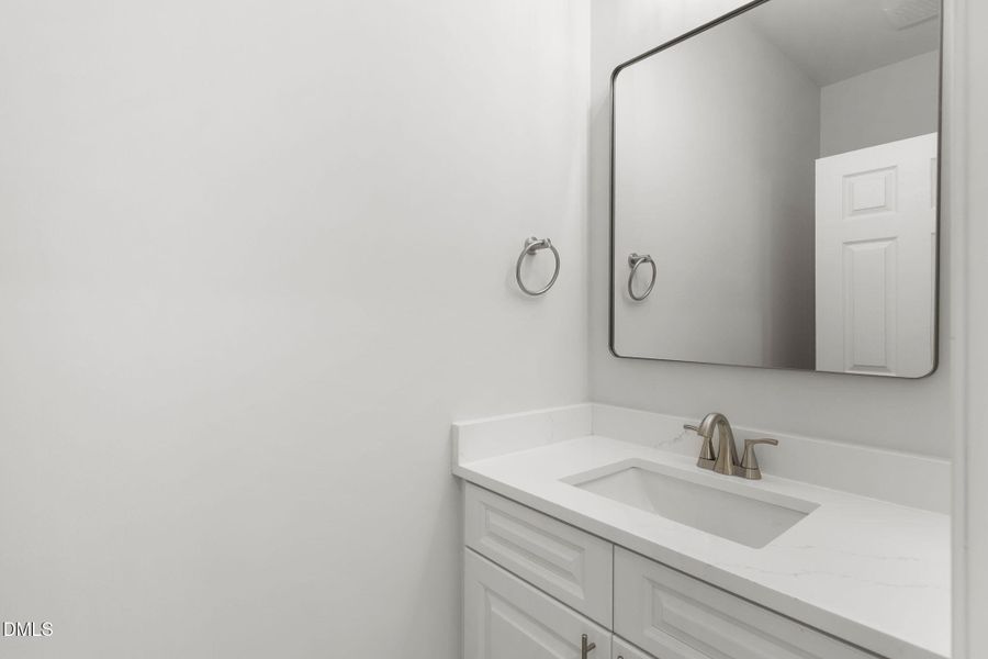 14-web-or-mls-IMG_8250 14-web-or-mls-IMG_8250