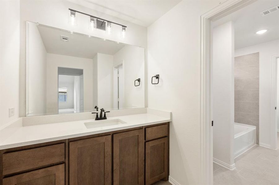 Furnished interior view inside a new home in Creekview Meadows, Pilot Point (Image 13). Furnished interior view inside a new home in Creekview Meadows, Pilot Point (Image 13).