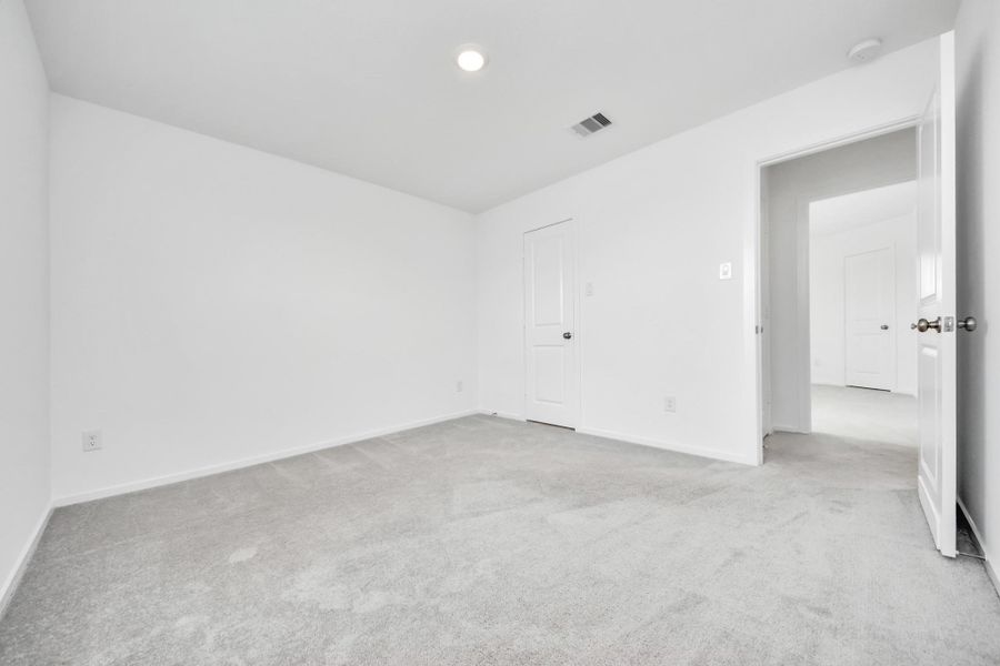 Neutral color palette complements any décor.