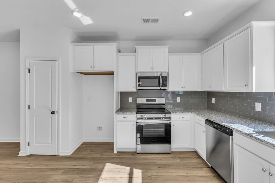 Furnished interior view inside a new home in Ironhorse, Dickson (Image 4).