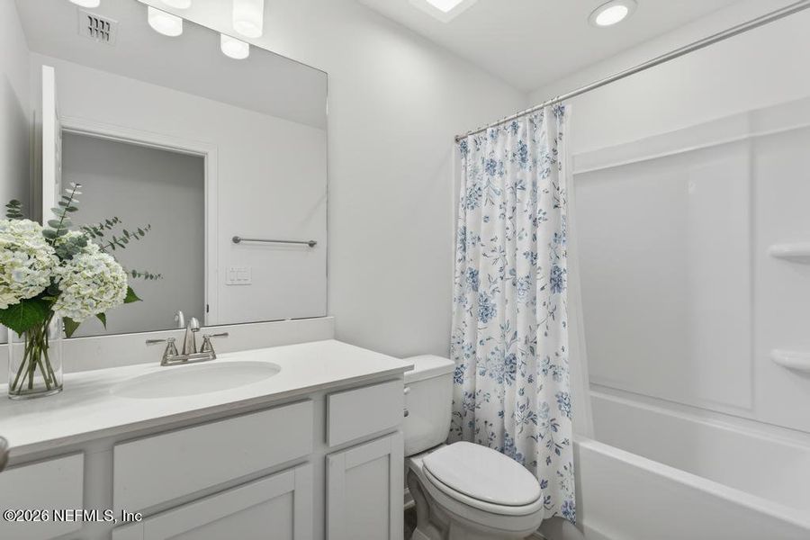 Furnished interior view inside a new home in , Jacksonville (Image 7).