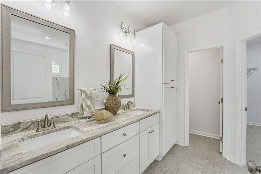 Furnished interior view inside a new home in , Villa Rica (Image 5).