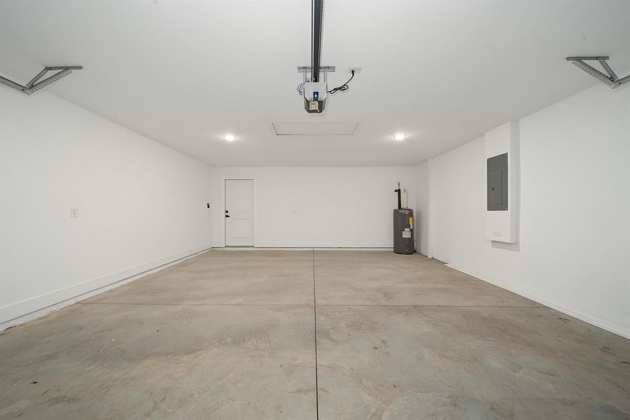 interior - garage 2 interior - garage 2