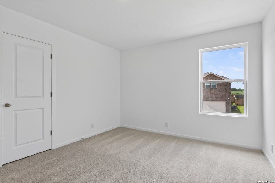 Spacious, unfurnished interior of a new home in Hennersby Hollow, San Antonio (Image 24). Spacious, unfurnished interior of a new home in Hennersby Hollow, San Antonio (Image 24).