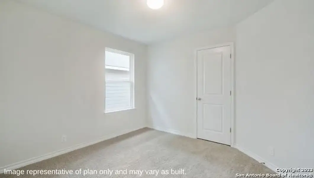 Spacious, unfurnished interior of a new home in Steele Creek, Cibolo (Image 10).