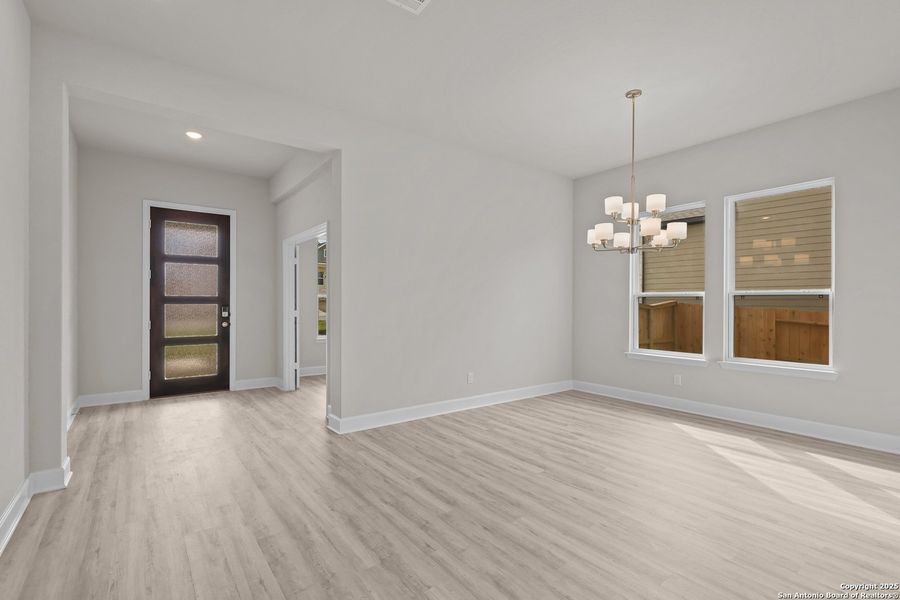 Spacious, unfurnished interior of a new home in Homestead, Schertz (Image 22).