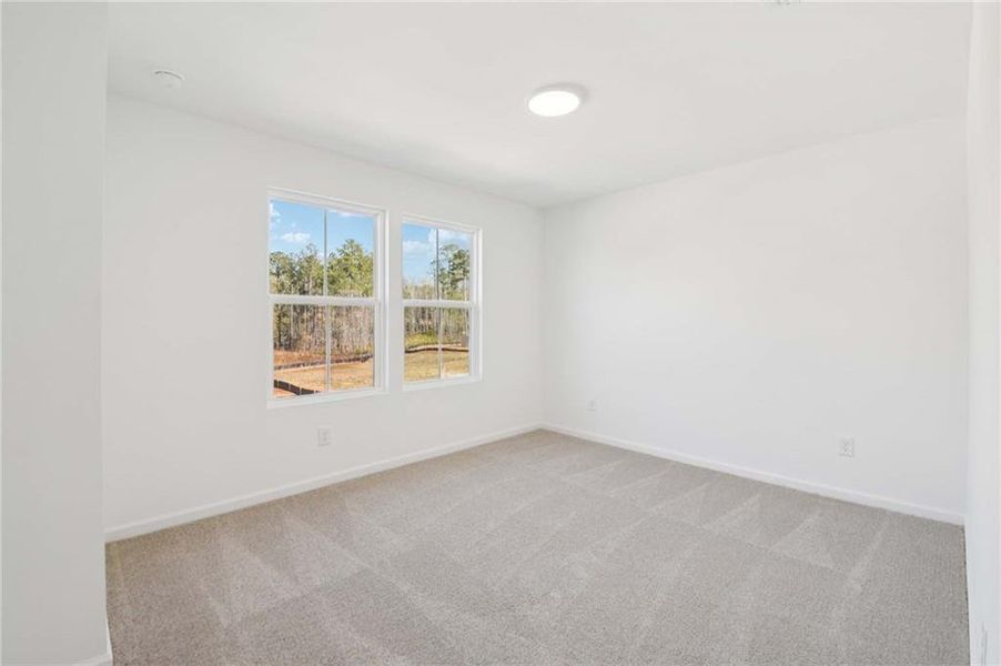 Spacious, unfurnished interior of a new home in The Pointe at Heron Bay, Locust Grove (Image 35).