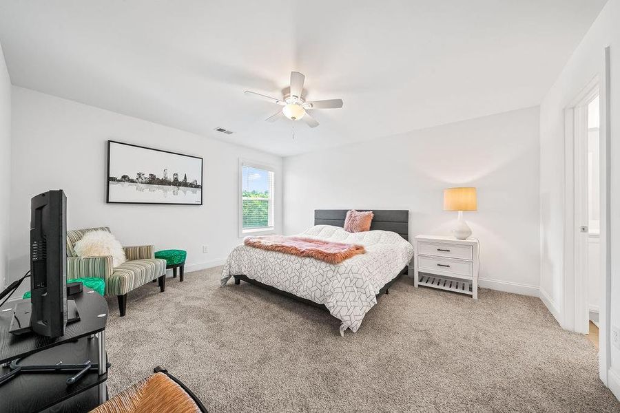 Furnished interior view inside a new home in , Dallas (Image 12).