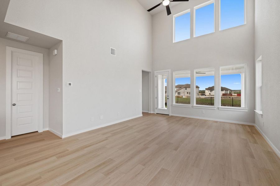 Spacious, unfurnished interior of a new home in Santa Rita Ranch, Liberty Hill (Image 19). Spacious, unfurnished interior of a new home in Santa Rita Ranch, Liberty Hill (Image 19).