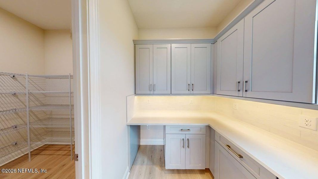 Spacious, unfurnished interior of a new home in RiverTown, St. Johns (Image 14).