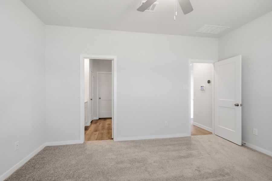 Spacious, unfurnished interior of a new home in The Villages at Westpointe, Dayton (Image 15). Spacious, unfurnished interior of a new home in The Villages at Westpointe, Dayton (Image 15).